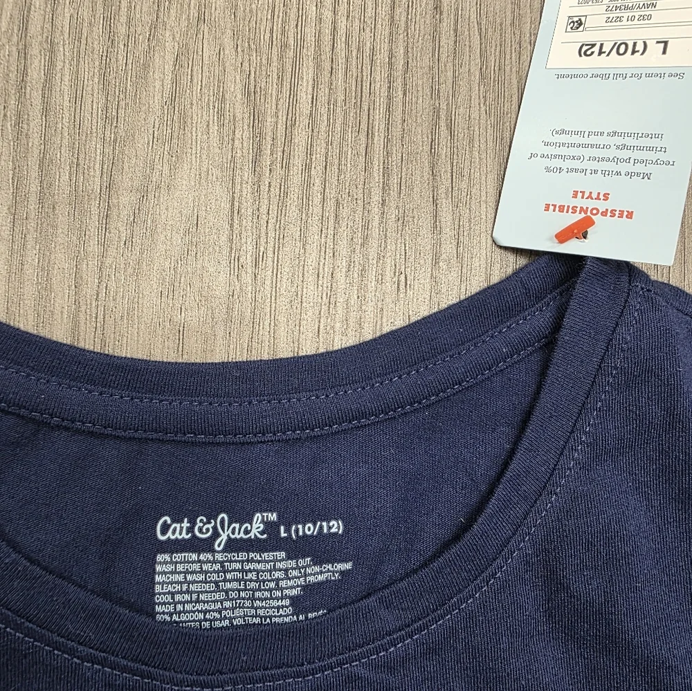 NWT Kids Cat & Jack Short Sleeve Tee‎ Size 10/12 (L)